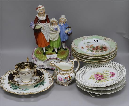 A Yardleys Lavender group, 4 dessert dishes and comport and decorative ceramics